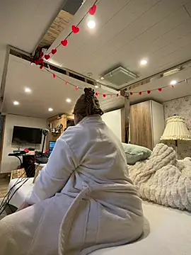 Snapshot of BootyLola chatting on March 5, 2026, 7:59 am BootyLola online show from March 5, 2026, 7:59 am