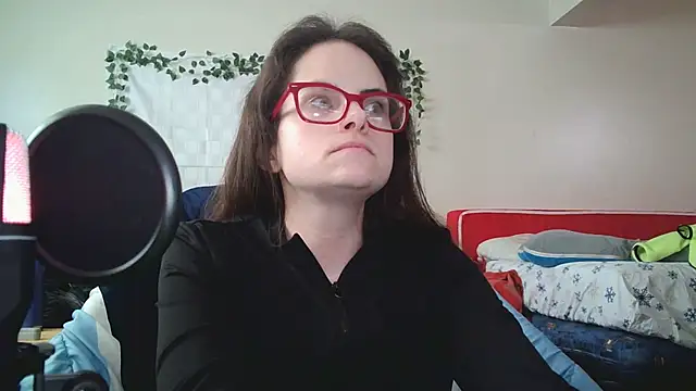 Snapshot of JessaBella chatting on February 3, 2025, 8:13 pm JessaBella online show from February 3, 2025, 8:13 pm