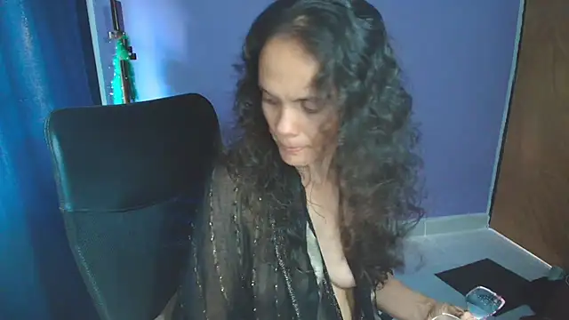 Snapshot of Nattyslave4U chatting on November 5, 2025, 9:15 pm Nattyslave4U online show from November 5, 2025, 9:15 pm