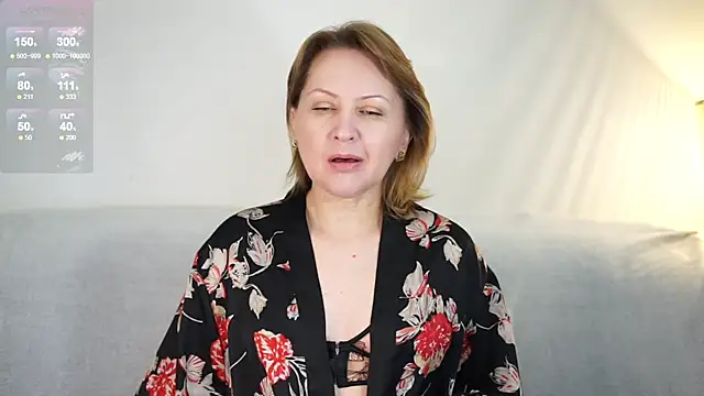 Snapshot of LitleSun chatting on February 23, 2025, 10:49 am LitleSun online show from February 23, 2025, 10:49 am