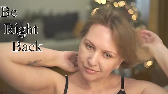 Snapshot of LitleSun chatting on February 26, 2025, 10:04 am LitleSun online show from February 26, 2025, 10:04 am