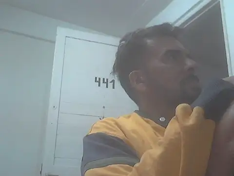 Snapshot of el_principe_hot chatting on October 31, 2025, 3:07 am el principe hot online show from October 31, 2025, 3:07 am