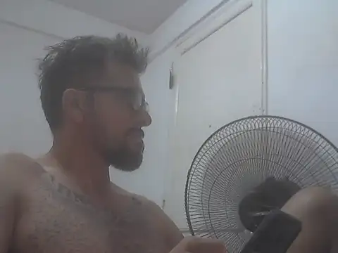 Snapshot of el_principe_hot chatting on November 4, 2025, 1:27 am el principe hot online show from November 4, 2025, 1:27 am