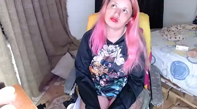 Snapshot of kattydirtylol chatting on December 12, 2024, 4:48 am kattydirtylol online show from December 12, 2024, 4:48 am