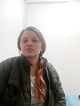 Snapshot of kattydirtylol chatting on September 18, 2025, 5:31 am kattydirtylol online show from September 18, 2025, 5:31 am