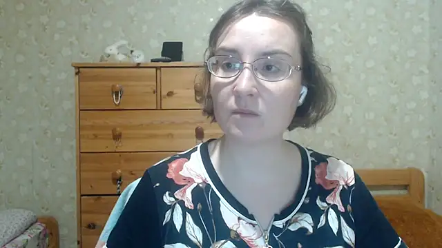 Smart Rose online show from March 10, 2026, 8:25 pm