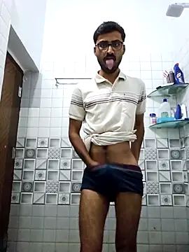 krishna8035 online show from December 5, 2025, 1:52 pm