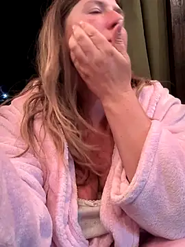 Snapshot of Natali_UA chatting on September 12, 2025, 5:02 pm Natali UA online show from September 12, 2025, 5:02 pm