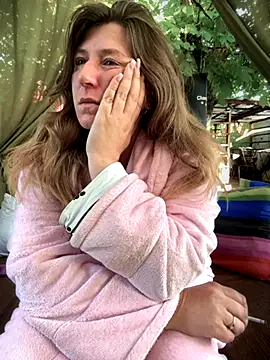 Snapshot of Natali_UA chatting on September 14, 2025, 4:33 am Natali UA online show from September 14, 2025, 4:33 am