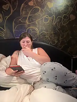 Snapshot of Natali_UA chatting on September 29, 2025, 6:02 pm Natali UA online show from September 29, 2025, 6:02 pm