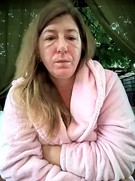 Snapshot of Natali_UA chatting on October 5, 2025, 4:33 am Natali UA online show from October 5, 2025, 4:33 am