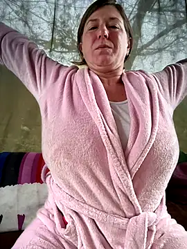 Snapshot of Natali_UA chatting on October 23, 2025, 4:56 am Natali UA online show from October 23, 2025, 4:56 am