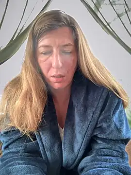 Snapshot of Natali_UA chatting on October 29, 2025, 7:21 am Natali UA online show from October 29, 2025, 7:21 am