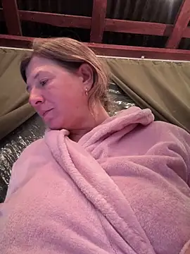 Snapshot of Natali_UA chatting on November 7, 2025, 5:57 pm Natali UA online show from November 7, 2025, 5:57 pm