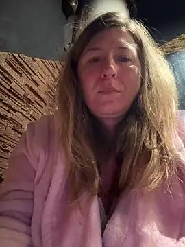 Snapshot of Natali_UA chatting on November 8, 2025, 6:02 am Natali UA online show from November 8, 2025, 6:02 am