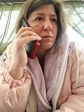 Snapshot of Natali_UA chatting on November 22, 2025, 7:18 am Natali UA online show from November 22, 2025, 7:18 am