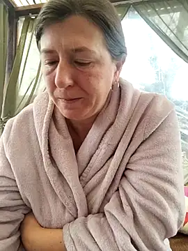 Snapshot of Natali_UA chatting on November 23, 2025, 8:25 am Natali UA online show from November 23, 2025, 8:25 am