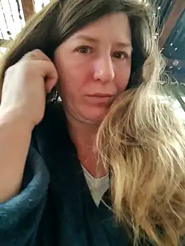 Snapshot of Natali_UA chatting on November 27, 2025, 6:04 am Natali UA online show from November 27, 2025, 6:04 am