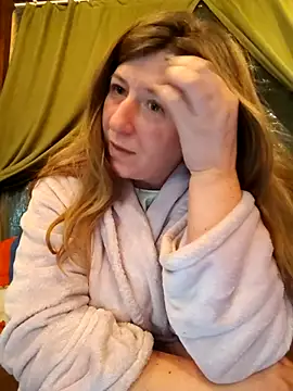 Snapshot of Natali_UA chatting on December 3, 2025, 6:28 pm Natali UA online show from December 3, 2025, 6:28 pm