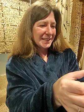 Snapshot of Natali_UA chatting on December 22, 2025, 8:06 pm Natali UA online show from December 22, 2025, 8:06 pm