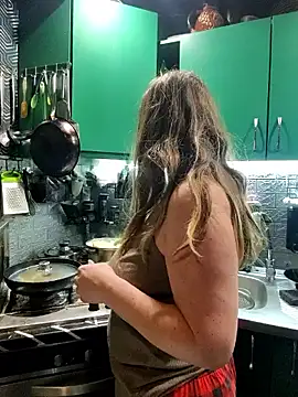 Snapshot of Natali_UA chatting on January 5, 2026, 5:49 pm Natali UA online show from January 5, 2026, 5:49 pm