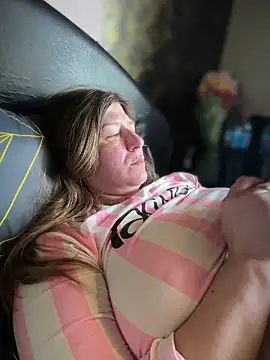 Snapshot of Natali_UA chatting on March 7, 2026, 11:18 am Natali UA online show from March 7, 2026, 11:18 am