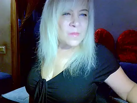 AgoniA7 online show from November 7, 2025, 4:45 am