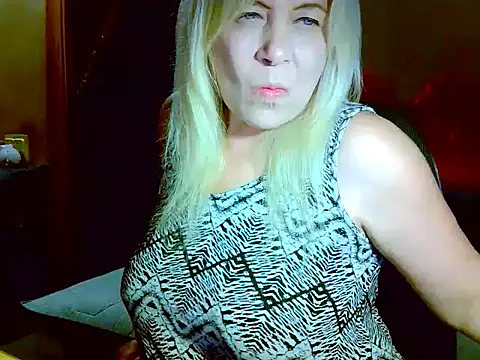 Snapshot of AgoniA7 chatting on February 15, 2026, 5:09 pm AgoniA7 online show from February 15, 2026, 5:09 pm