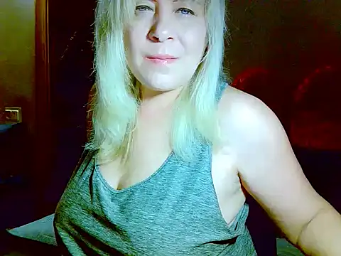 AgoniA7 online show from May 21, 2026, 6:37 pm