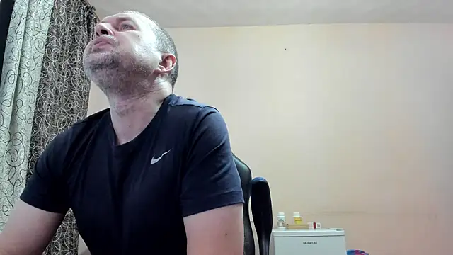 SanFrantsisko online show from December 3, 2025, 1:09 pm