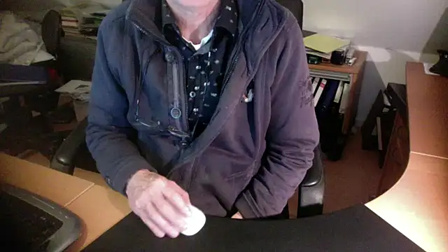 outlaw200 online show from December 1, 2024, 8:53 pm