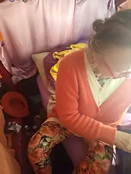 MucMilf59 online show from September 30, 2025, 7:30 pm