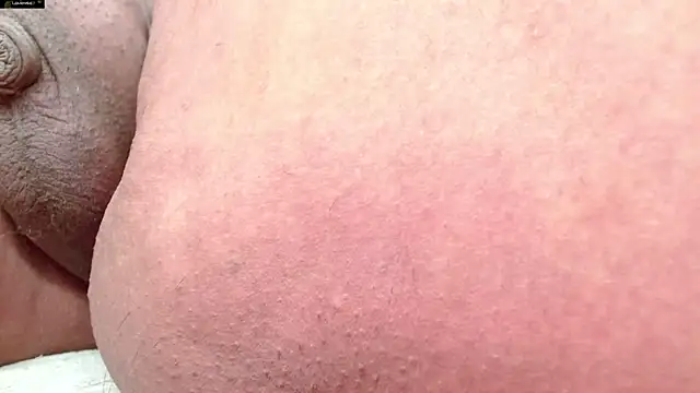 Snapshot of khloeHermaprodit3 chatting on March 1, 2026, 6:54 pm khloeHermaprodit3 online show from March 1, 2026, 6:54 pm