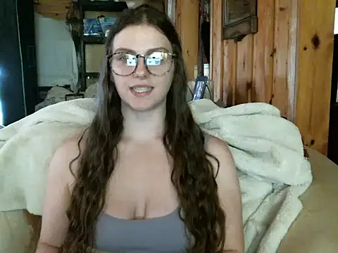 Snapshot of katie_kitten38 chatting on March 18, 2026, 4:43 pm katie kitten38 online show from March 18, 2026, 4:43 pm
