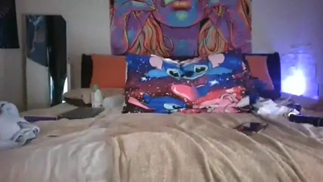 Snapshot of EnticingAaliyah chatting on February 11, 2026, 10:15 pm EnticingAaliyah online show from February 11, 2026, 10:15 pm