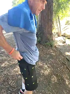 Snapshot of 415cali925 chatting on September 26, 2025, 9:52 pm 415cali925 online show from September 26, 2025, 9:52 pm