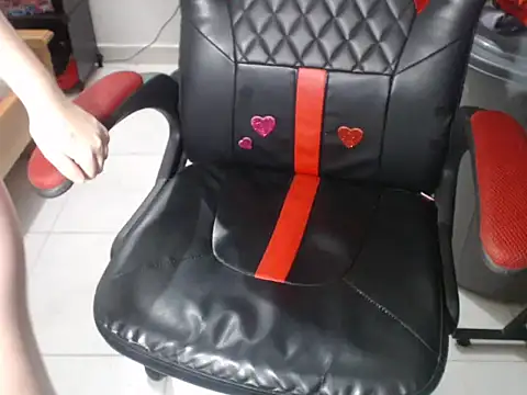 Snapshot of yelingyeon chatting on March 6, 2025, 1:37 am yelingyeon online show from March 6, 2025, 1:37 am