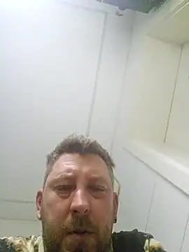 ktmtom247 online show from October 29, 2025, 2:14 am