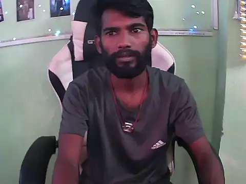 FriskyGender online show from November 11, 2025, 4:45 am