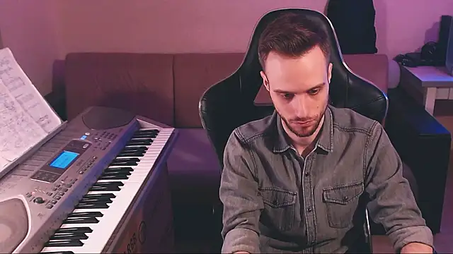 Snapshot of Sweetparker chatting on February 26, 2026, 8:19 pm Sweetparker online show from February 26, 2026, 8:19 pm