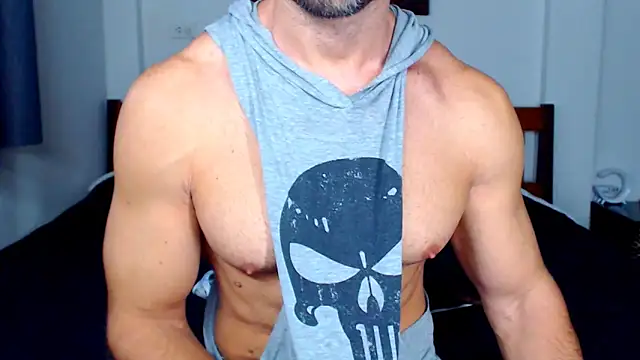 Snapshot of RONNIE_X chatting on November 21, 2025, 7:51 am RONNIE X online show from November 21, 2025, 7:51 am