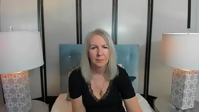 Snapshot of EricaTop chatting on March 4, 2026, 6:58 pm EricaTop online show from March 4, 2026, 6:58 pm