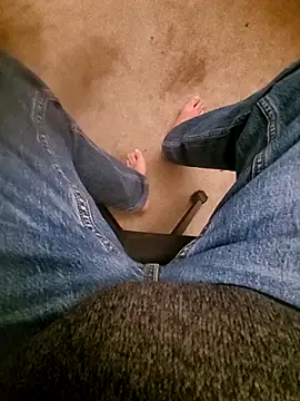 realeasy1 online show from September 11, 2025, 12:00 am