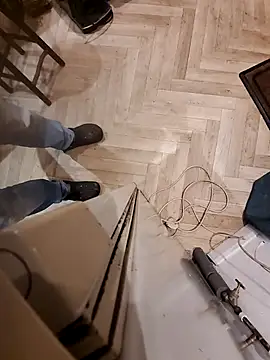 realeasy1 online show from October 2, 2025, 8:38 pm