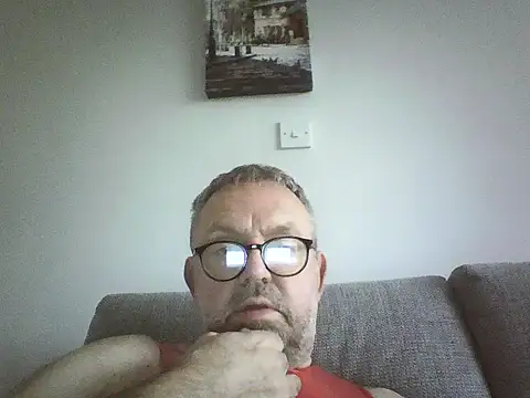 Snapshot of DrewDongle chatting on January 9, 2026, 10:29 am DrewDongle online show from January 9, 2026, 10:29 am