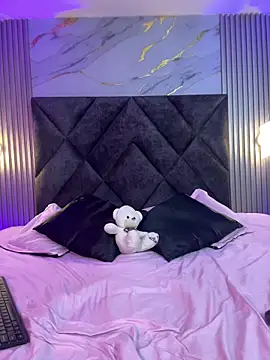 Snapshot of Zafira_Alabi chatting on February 18, 2026, 4:58 pm Zafira Alabi online show from February 18, 2026, 4:58 pm