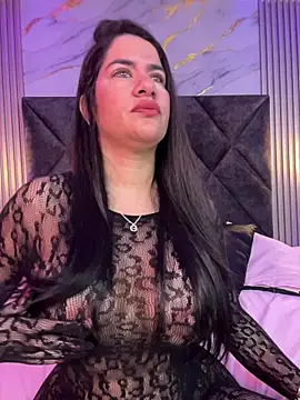 Snapshot of Zafira_Alabi chatting on February 25, 2026, 5:22 pm Zafira Alabi online show from February 25, 2026, 5:22 pm