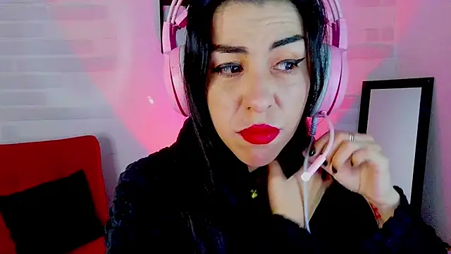 sky girl1 online show from October 21, 2025, 2:45 am