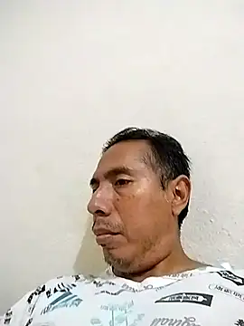 Snapshot of desnudo_Sexoxo chatting on October 27, 2025, 11:31 pm desnudo Sexoxo online show from October 27, 2025, 11:31 pm