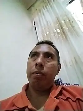 Snapshot of desnudo_Sexoxo chatting on December 4, 2025, 10:18 pm desnudo Sexoxo online show from December 4, 2025, 10:18 pm